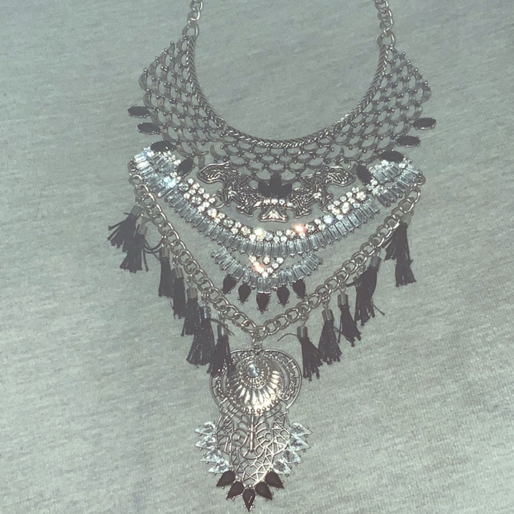 Super chunky black and silver necklace